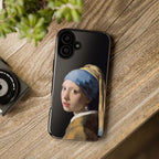 Mädchen mit dem Perlenohrring von Johannes Vermeer – Robuste iPhone-Hülle